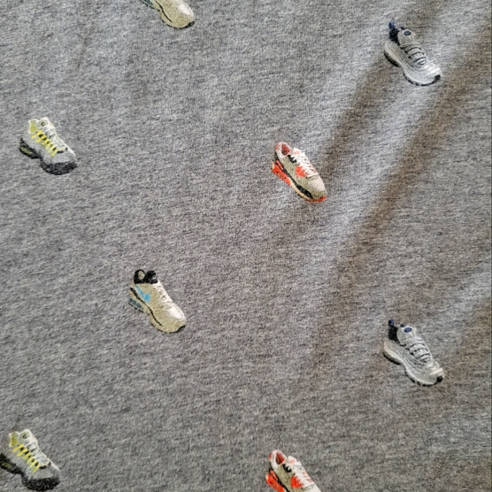 Nike Air max shirt - Picture 3 of 4